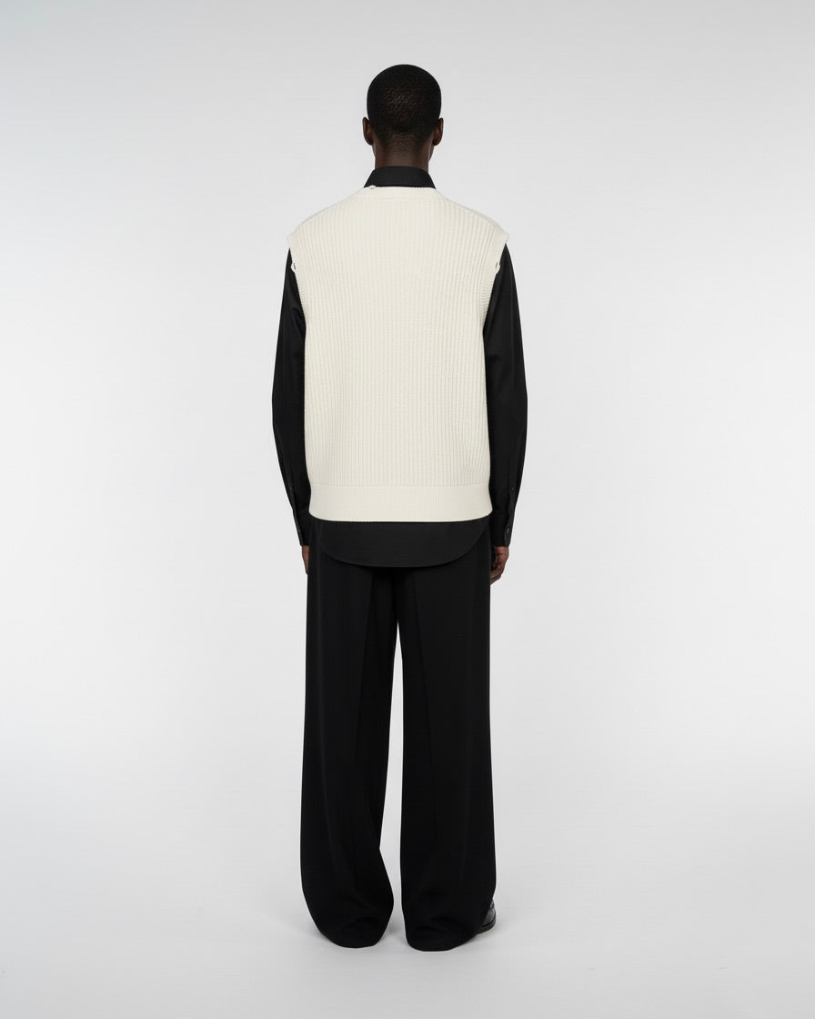 DISTRESSED KNIT VEST WHITE