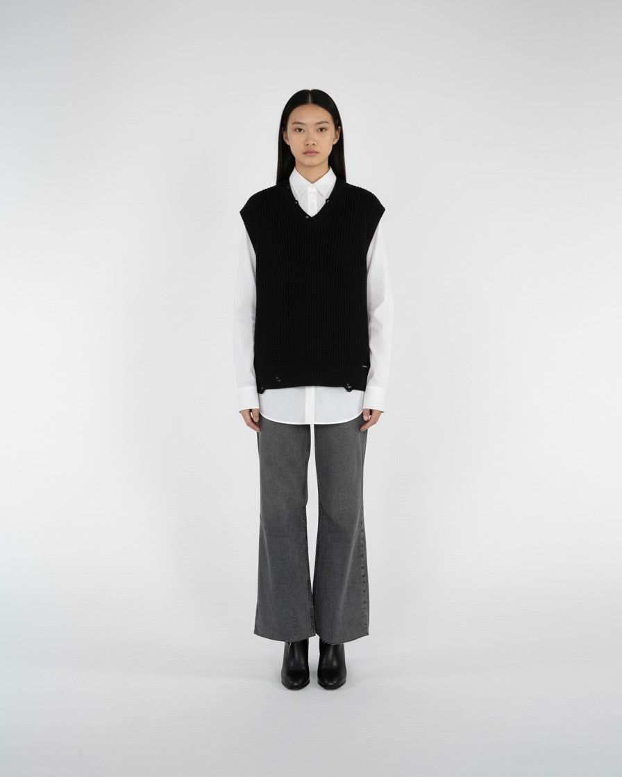 DISTRESSED KNIT VEST BLACK