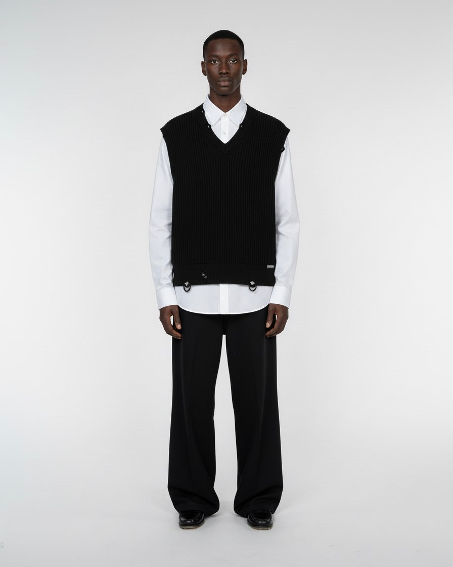 DISTRESSED KNIT VEST BLACK